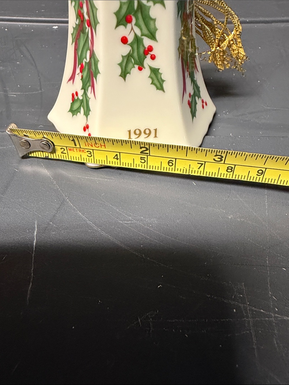 1991 Lenox Holiday Holly Porcelain Bell Ornament - Gold Tassel - Picture 2 of 8